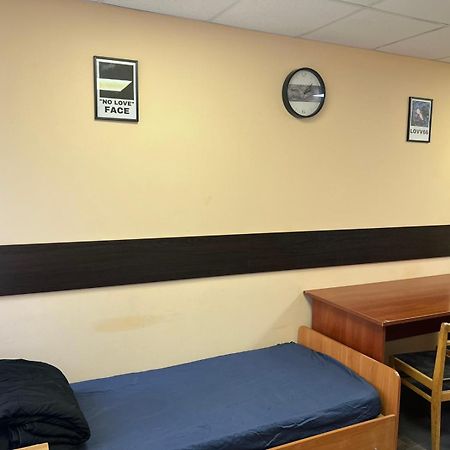 Hostel Krone Gok Zatishok 키예프 외부 사진