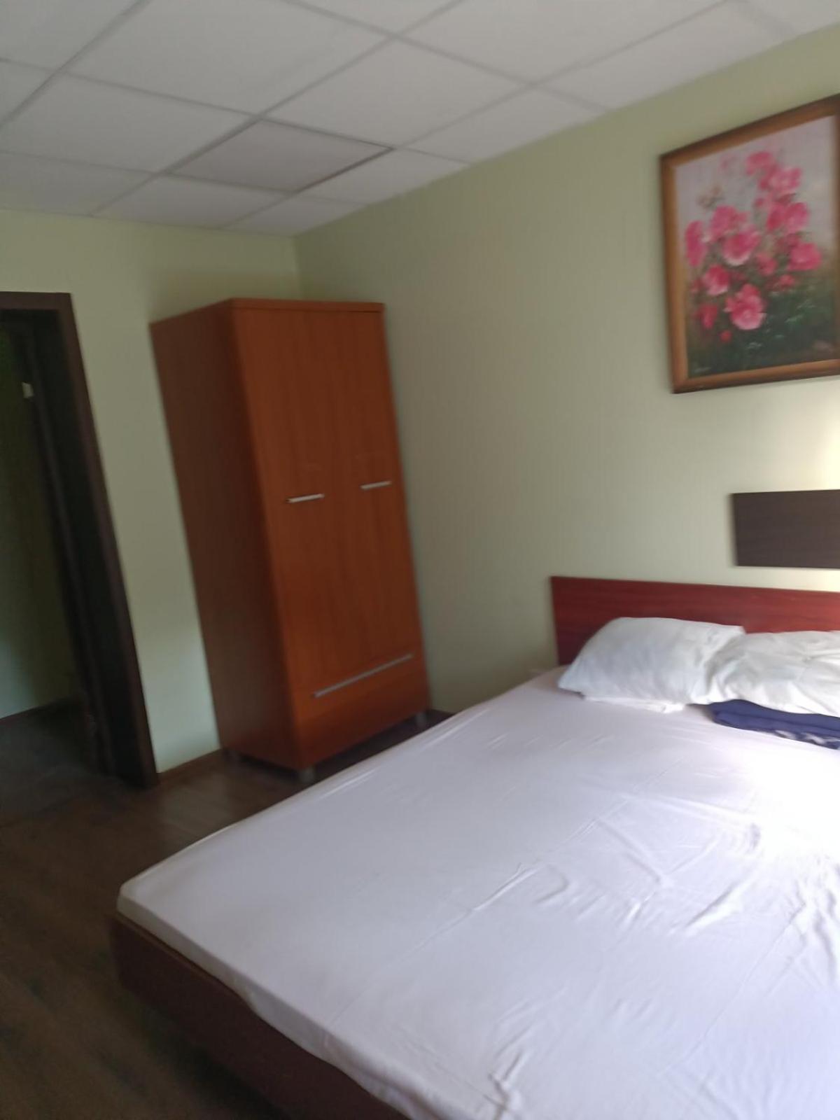 Hostel Krone Gok Zatishok 키예프 외부 사진