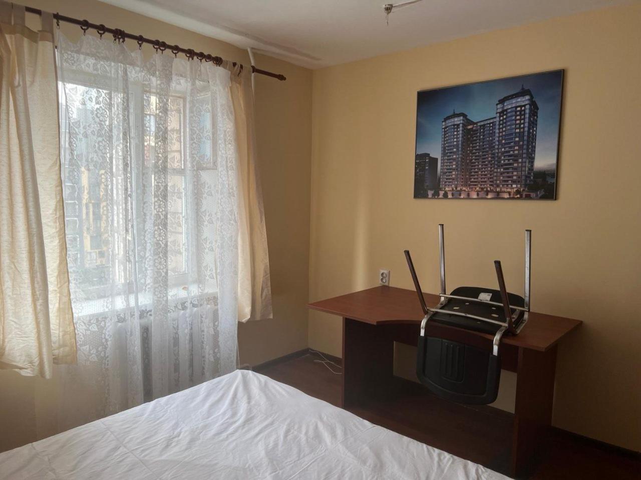 Hostel Krone Gok Zatishok 키예프 외부 사진
